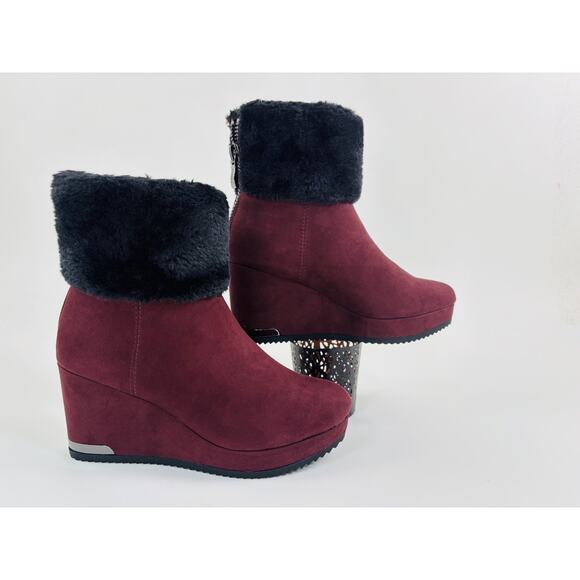 DKNY Booties Women's Red Black Fur Wedge Heel Winter Ankle Boots Size 5:5M - Picture 1 of 16